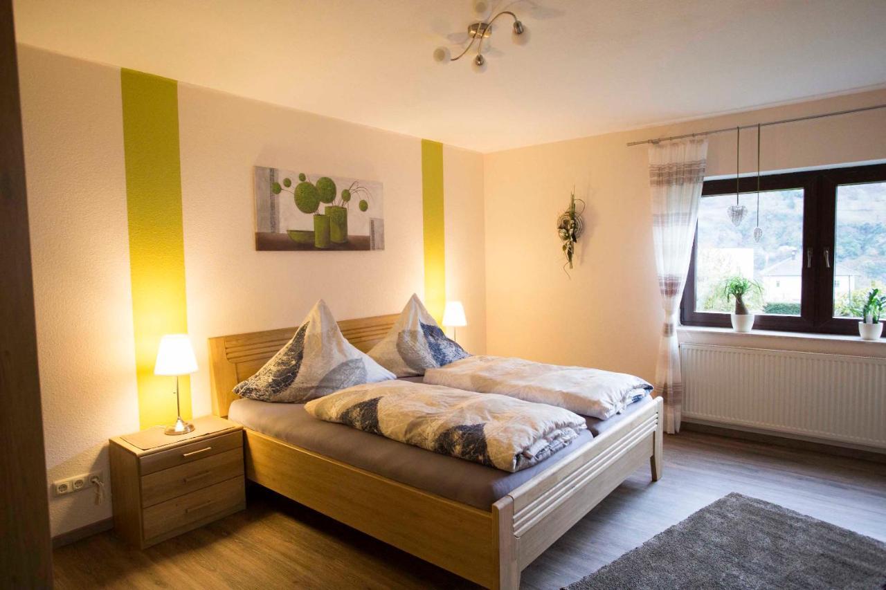 Ferienwohnung Zöll-Wedra Traben-Trarbach Exterior foto